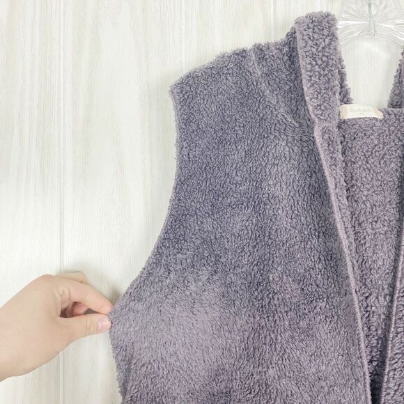 Altar'd State | Purple Hooded Fuzzy Vest With Pockets Medium / Large - Picture 3 of 6